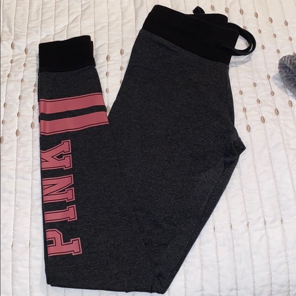 Pink Victoria’s Secret cotton leggings - Picture 1 of 4